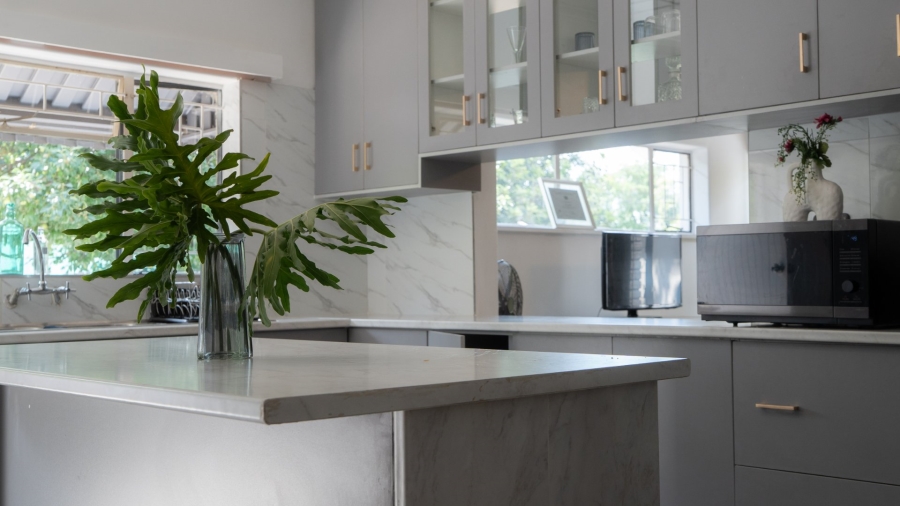  Bedroom Property for Sale in Flamwood North West